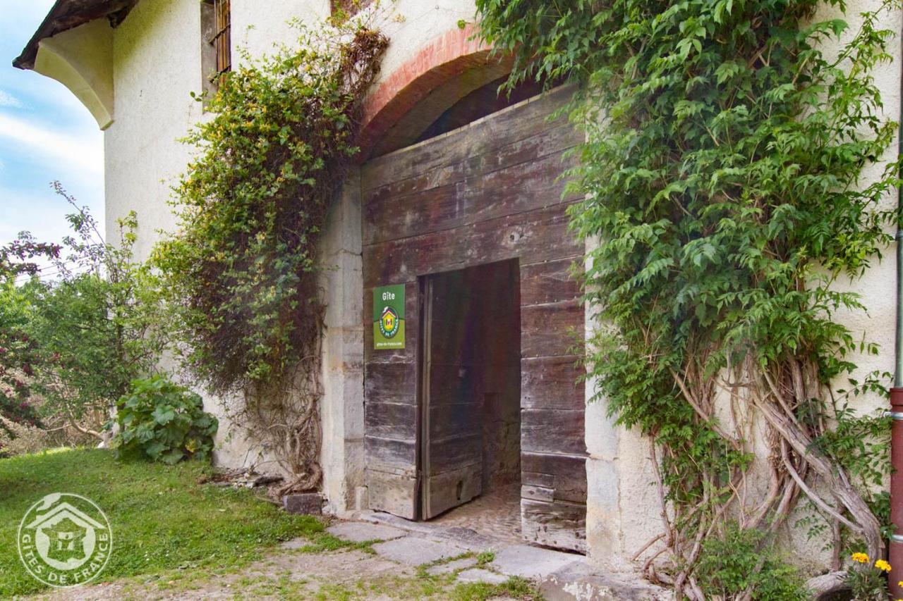 Gite Du Porche Saint-Jean-de-la-Porte Kültér fotó
